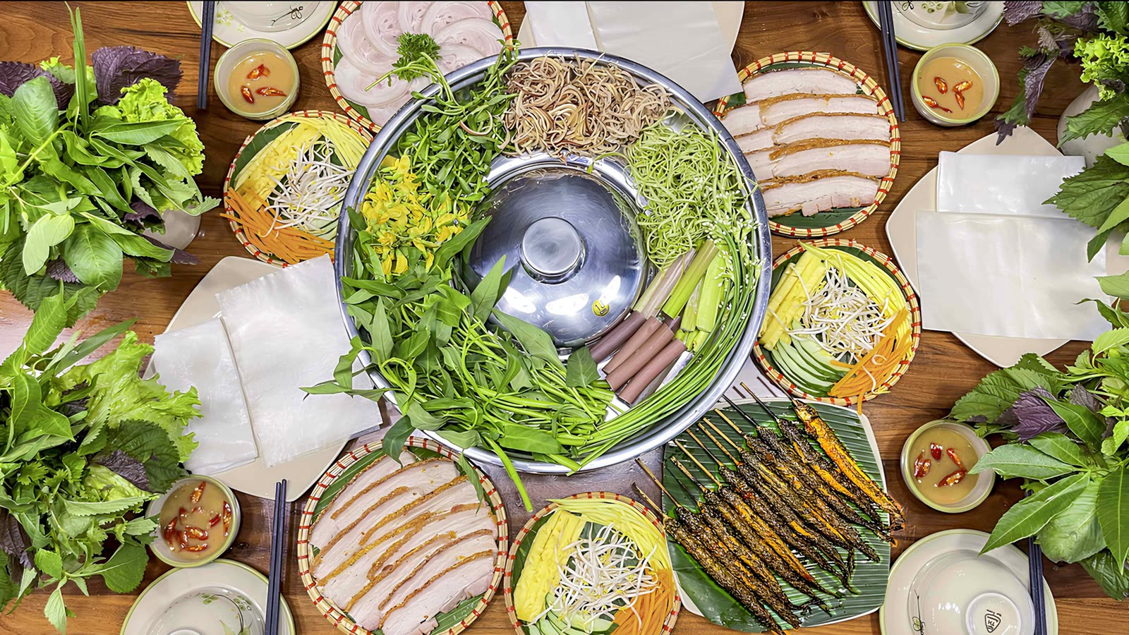 Hương Vị Miền Tây Giữa Lòng Thủ Đô Hà Nội – Lẩu Cá Kèo Tại Lẩu Đức Trọc
